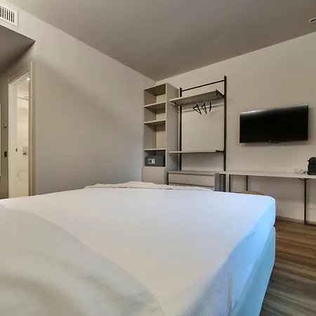 Monolocale 1 - Via Sassi, Apartment Lecco
